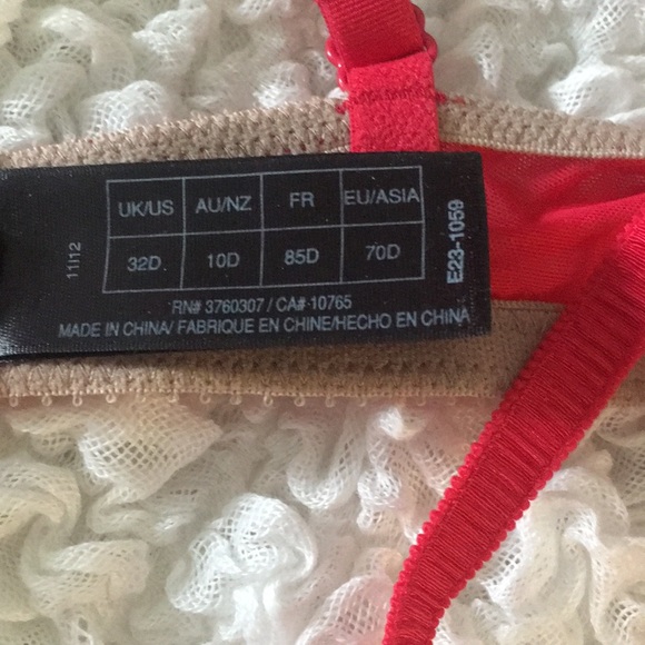 Red Lace Over Nude Bra - Picture 6 of 8